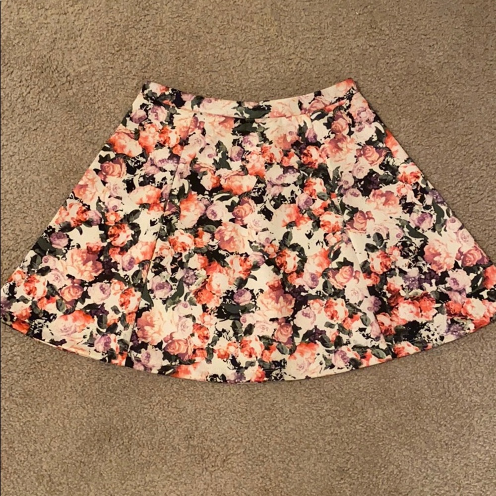 Lily Rose Flower Patterned Skirt